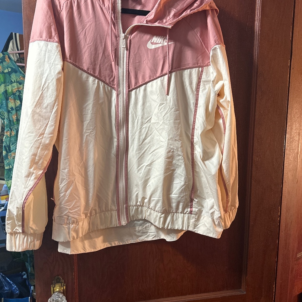 Nike windbreaker